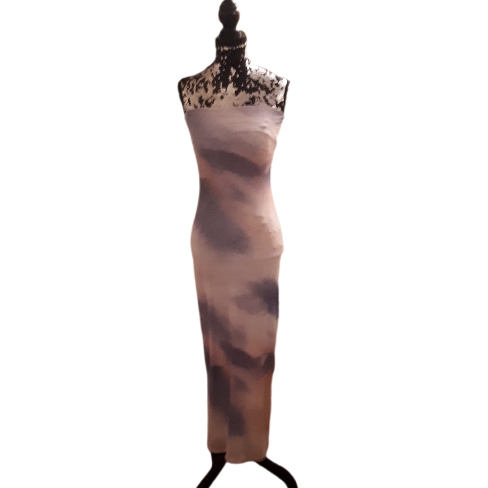 Elegant Tie-Dye Strapless Maxi Dress